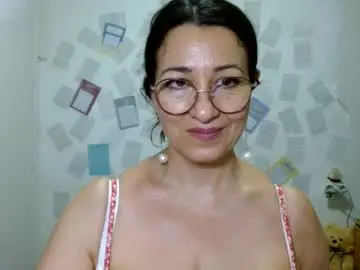 Chaturbate Best live sex cam show of ginaoneon