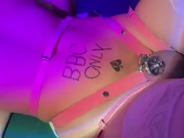 Chaturbate Free Porn Cam of commandme69696969