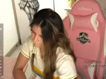 Chaturbate Adult Webcam of tatiana__cortes18