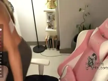 Chaturbate Watch Live Sex Cams of tatiana__cortes18
