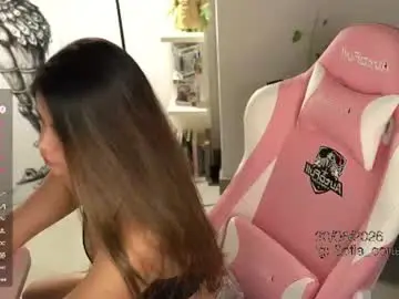 Chaturbate Live Sex Cam of tatiana__cortes18