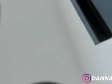 Chaturbate Live Sex Cam of dannajhonson1