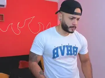 Chaturbate Adult Webcams of mike_savage3