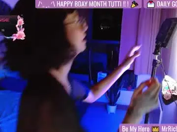 Chaturbate Sex Cam of sweet_bluee