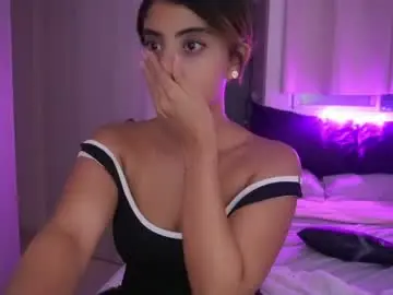 Chaturbate Free Live Porn of ally_summer
