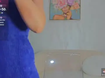 Chaturbate Live Sex Cam of sarah_blake_