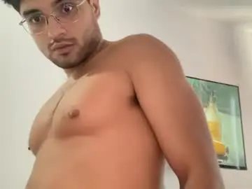 Chaturbate Live Sex Cam of bdever7