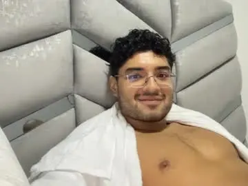 Chaturbate Free Porn Cam of bdever7