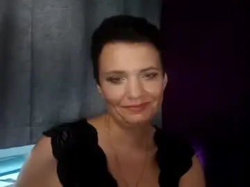 Chaturbate Best Webcam of hotmamaqueen234