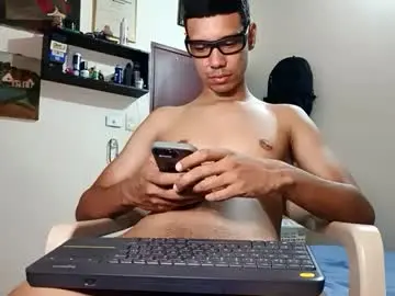 Chaturbate Live Porn of master_cospi96