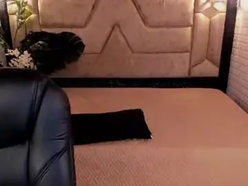 Chaturbate Watch Live Sex Cams of crimson_tati