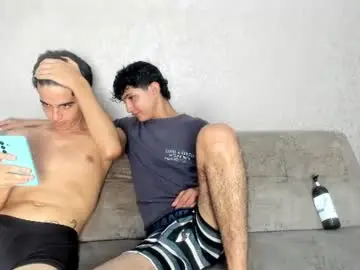 Chaturbate Nude Webcam of pelusos_mens