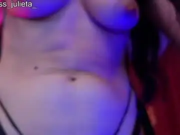 Chaturbate Free Porn Cam of julieta_russell