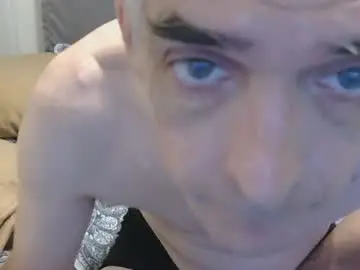 Chaturbate Live Sex Cam of justasexyguyforu