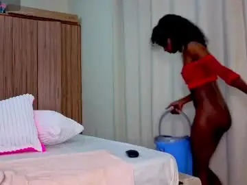 Chaturbate Live Sex Cam of opalluxe