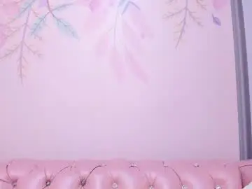 Chaturbate Nude Webcam of anni_petite_