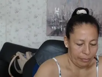 Chaturbate Live Sex Cam of mature_martina_