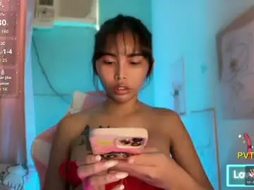 Chaturbate Live Sex Cam of im_your_sexy_wifexxx
