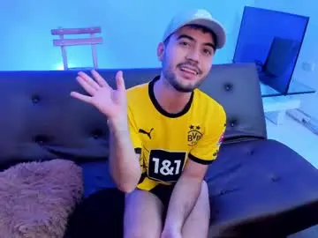 Chaturbate Free Live Porn of space_boys18