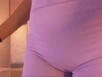 Chaturbate Live Porn of mena_doll