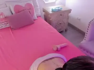Chaturbate Best live sex cam show of rosavelle_