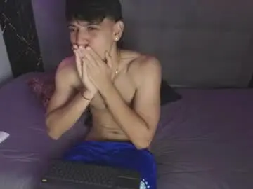 Chaturbate Adult Video Chat of sebas_pretty7