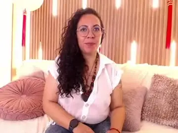 Chaturbate Sex Cam of velvet_curly