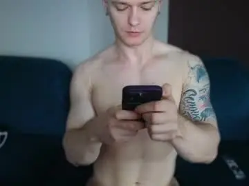 Chaturbate Live Sex Cam of pashka_x