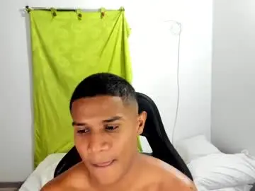 Chaturbate Live Sex Cam of corzoethan