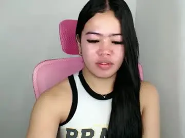 Chaturbate Live Sex Cam of alesha_vibe_me