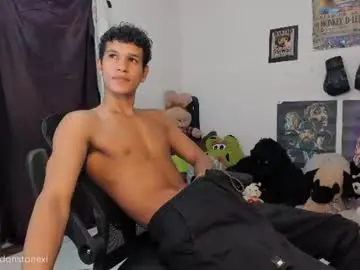Chaturbate Sex Cam of brandonstonexl