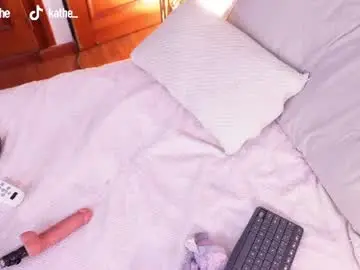 Chaturbate Free Live Porn of i_am_lucy1