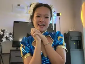Chaturbate Adult Webcams of lunalovesuuuuu