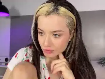Chaturbate Adult Webcam of _blowjob_queen_