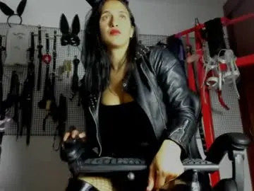 Chaturbate Free Porn Cam of evil_sammy