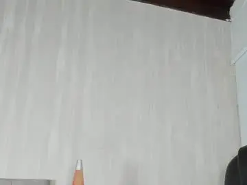 Chaturbate Live Sex Cam of tommyhot7