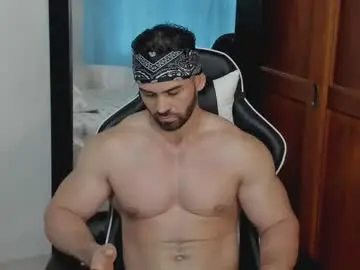 Chaturbate Live Sex Cam of mathews_smith