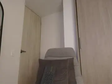 Chaturbate Live Porn of andrew_west_