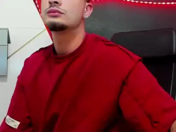 Chaturbate Best live sex cam show of brandontatex