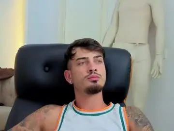 Chaturbate Free Porn Cam of brandontatex