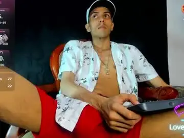 Chaturbate Live Sex Cam of derrymeyerss_1