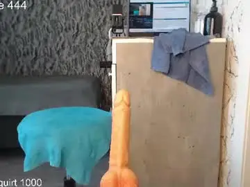 Chaturbate Live Sex Cam of simplegirl1996