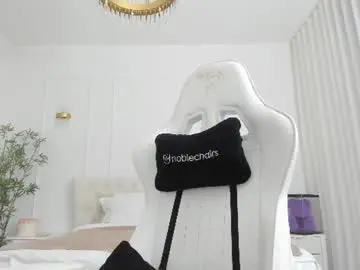 Chaturbate Watch Live Sex Cams of christine0990__