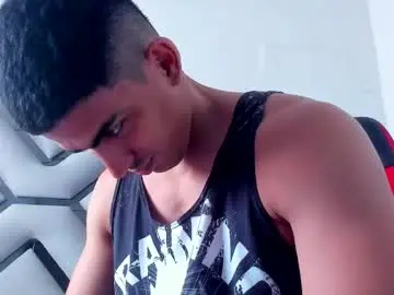 Chaturbate Live Sex Cam of danterouxx