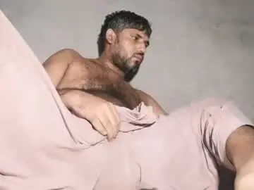 Chaturbate Adult Webcam of hairybouy264541
