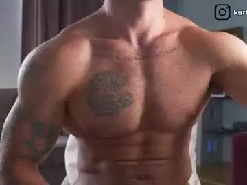Chaturbate Live Sex Cam of karlos_murphy