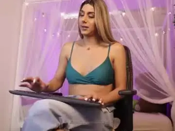 Chaturbate Free Porn Cam of martinaa_rose