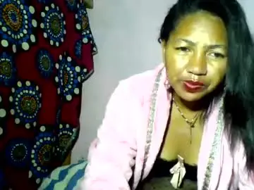 Chaturbate Best live sex cam show of luxaluna