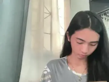 Chaturbate Live Sex Cam of yourgirlsweet_kishia