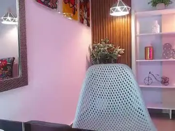 Chaturbate Live Sex Cam of dalila_sky